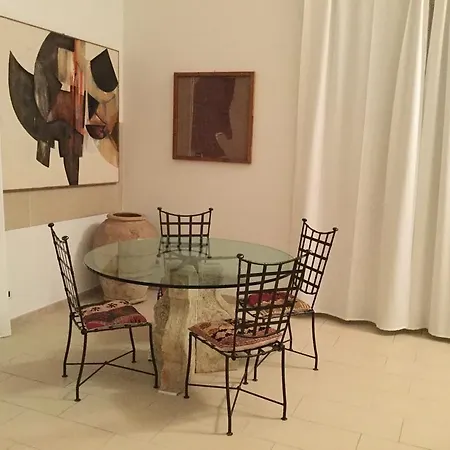 Notte In Convento 아파트 노비리구레
